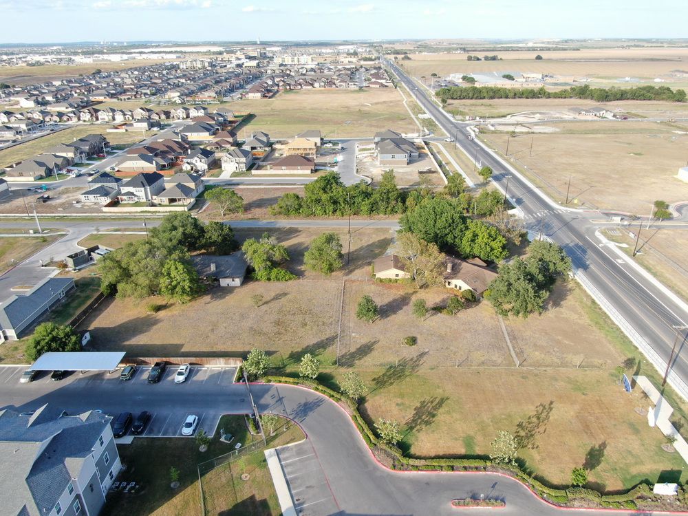 672 & 690 S Kowald Ln, New Braunfels, TX, 78130